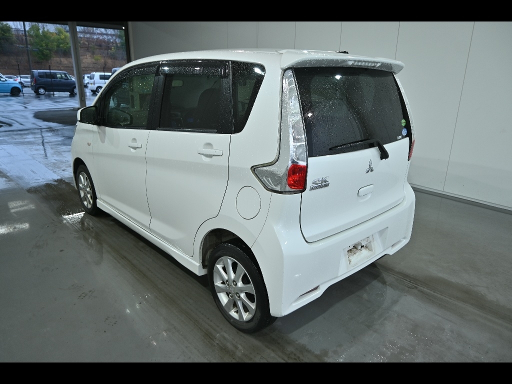 MITSUBISHI EK CUSTOM