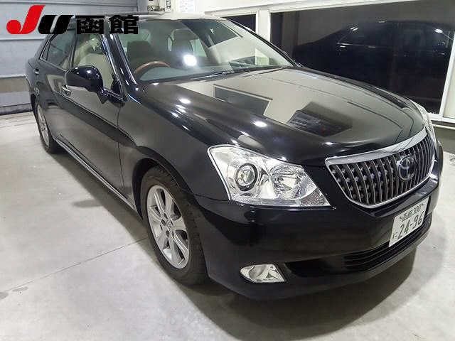 TOYOTA CROWN MAJESTA