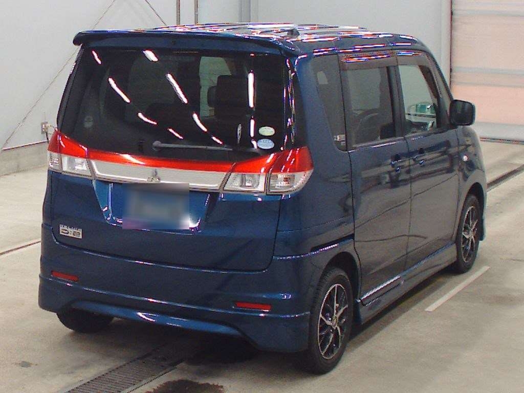 MITSUBISHI DELICA D:2