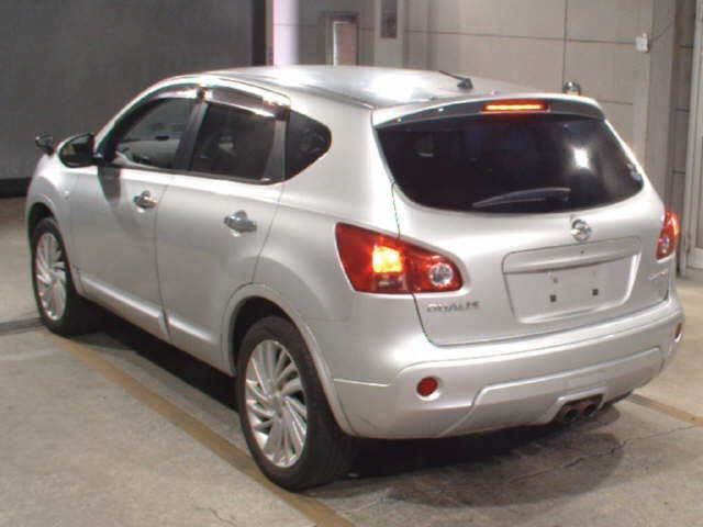 NISSAN DUALIS