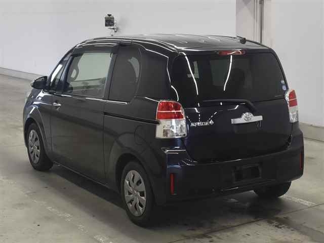 TOYOTA SPADE