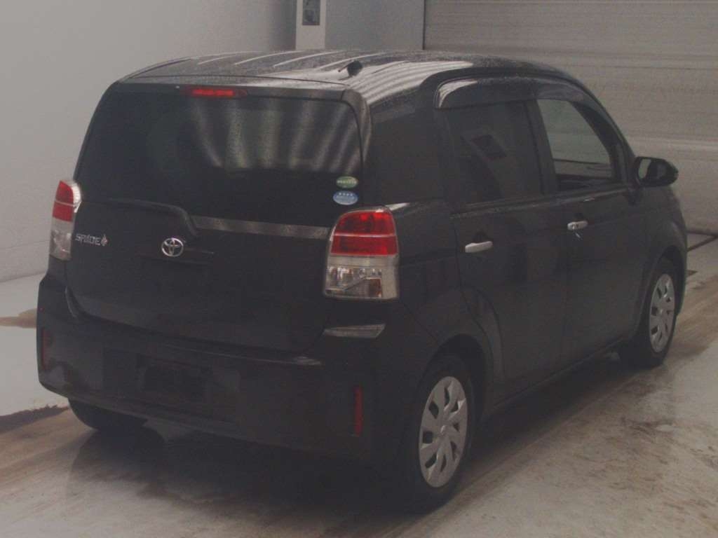 TOYOTA SPADE