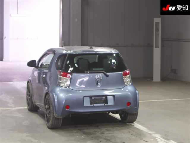 TOYOTA IQ