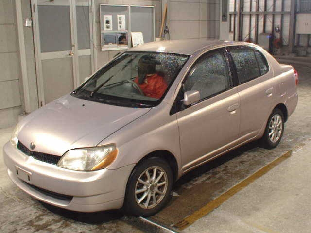 TOYOTA PLATZ