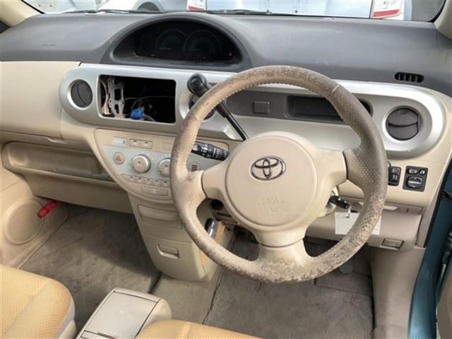 TOYOTA PORTE