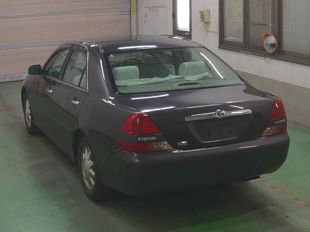 TOYOTA MARK II