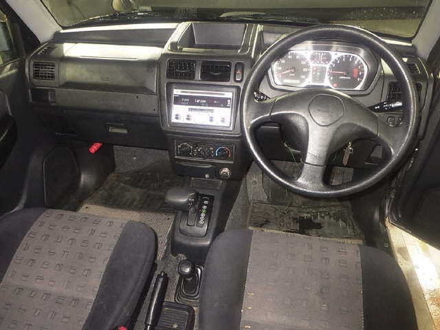 MITSUBISHI PAJERO MINI