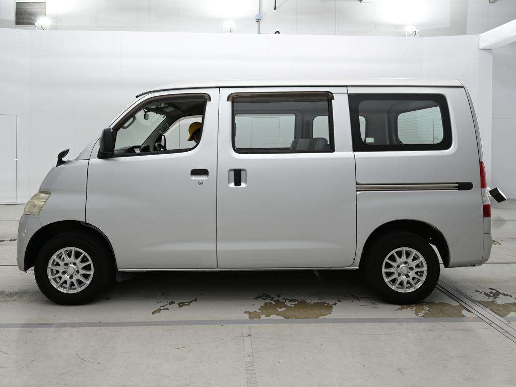 TOYOTA LITE ACE
