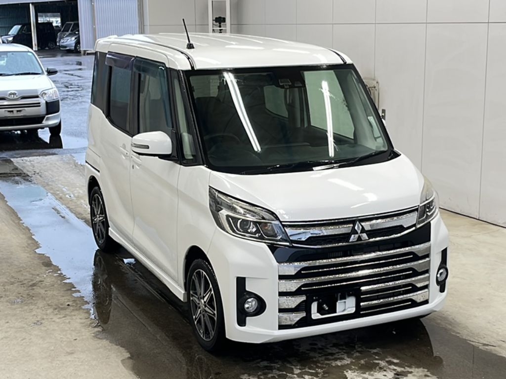 MITSUBISHI EK SPACE