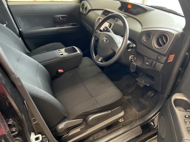 TOYOTA BB