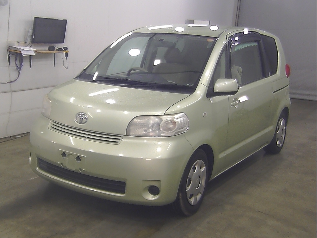 TOYOTA PORTE