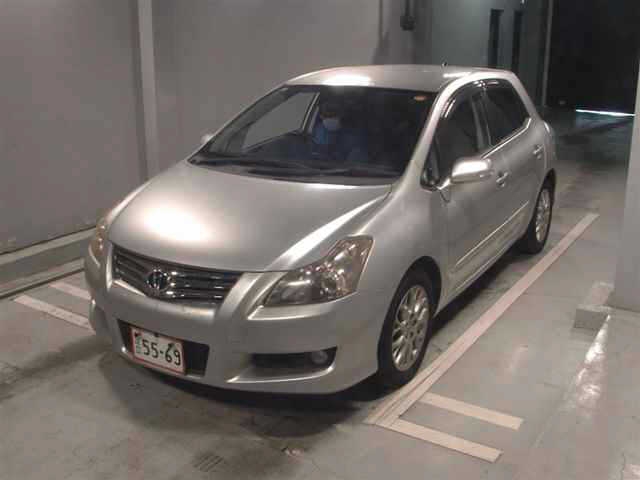 TOYOTA BLADE