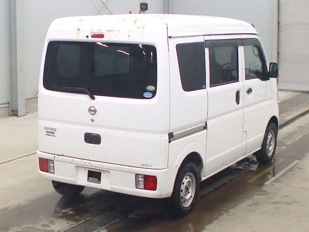 NISSAN NV100 CLIPPER