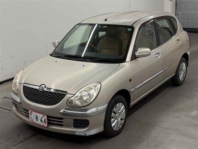 TOYOTA DUET