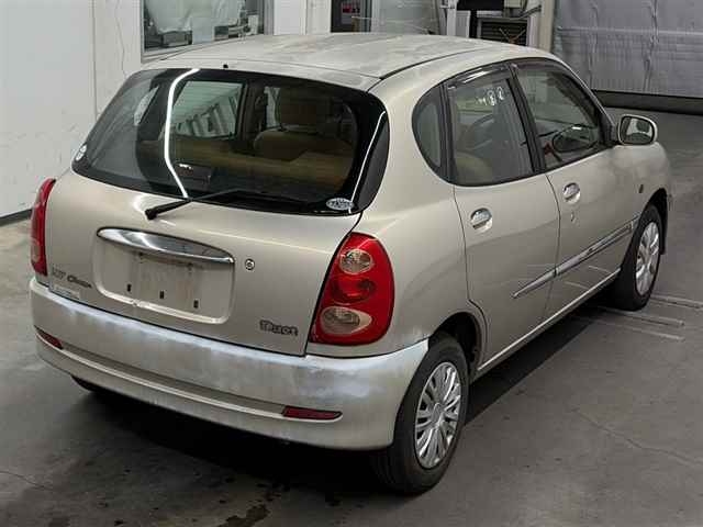 TOYOTA DUET