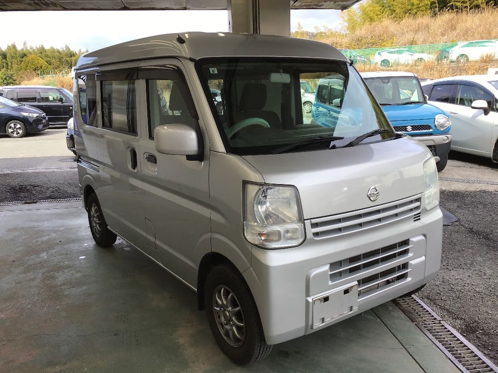 NISSAN NV100 CLIPPER