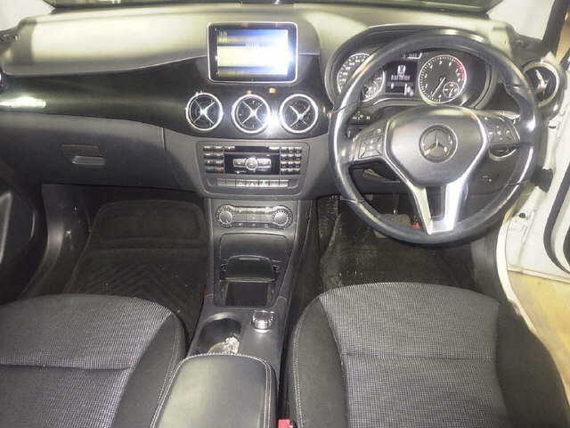 MERCEDES-BENZ B-CLASS