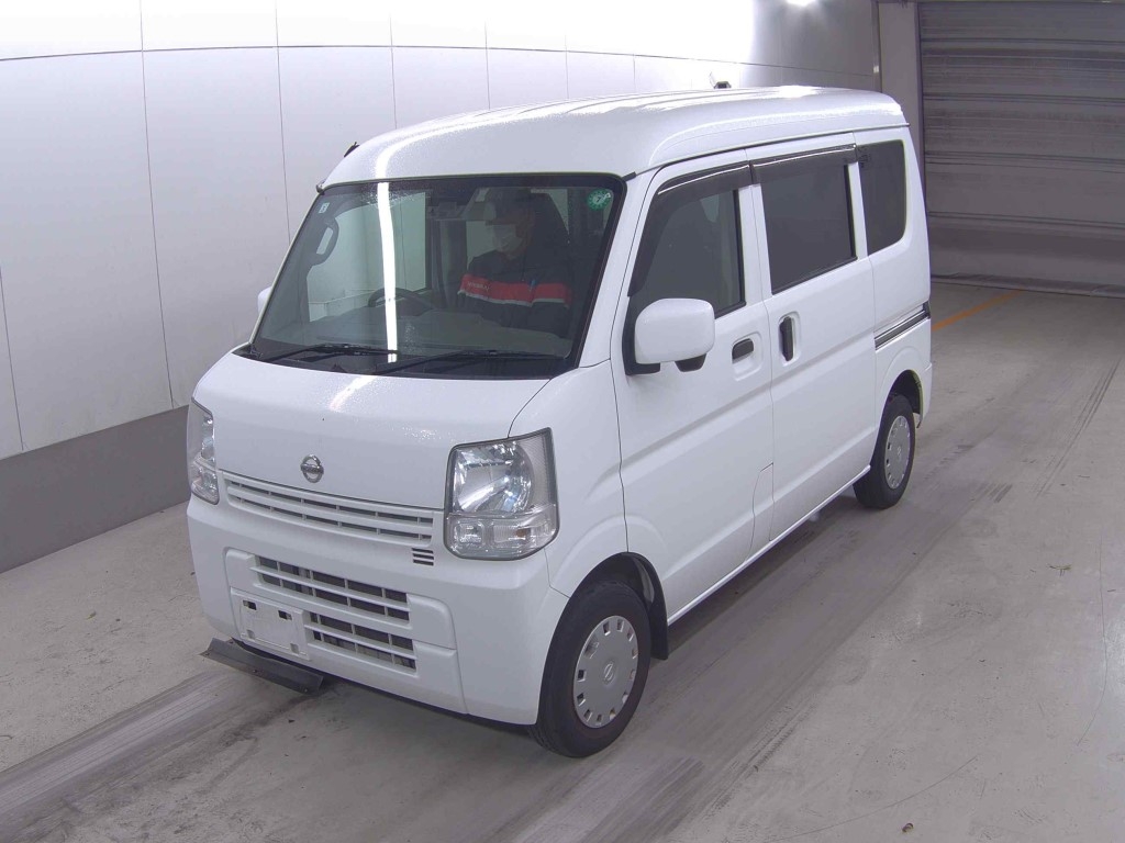 NISSAN NV100 CLIPPER