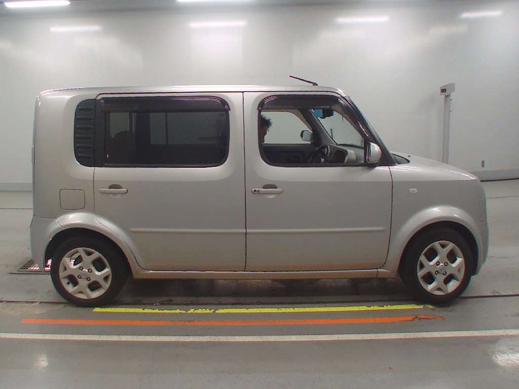 NISSAN CUBE CUBIC