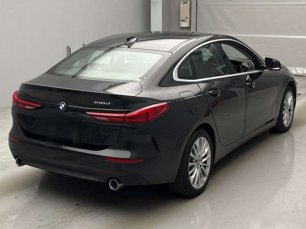 BMW 2-SERIES