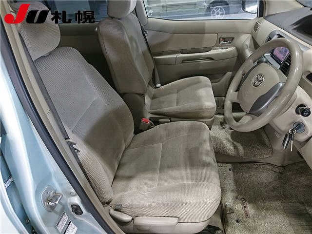 TOYOTA RAUM