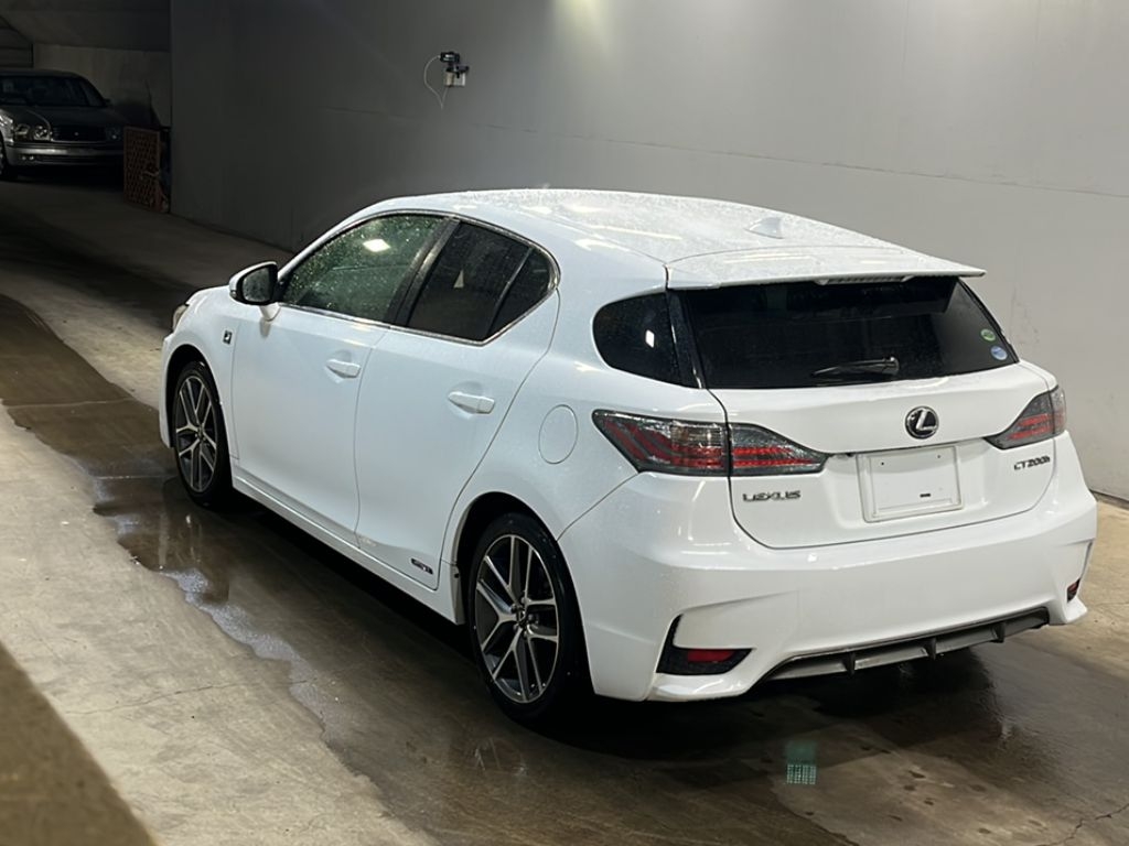 LEXUS CT200H