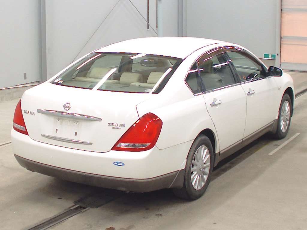 NISSAN TEANA