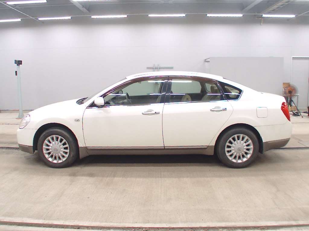 NISSAN TEANA