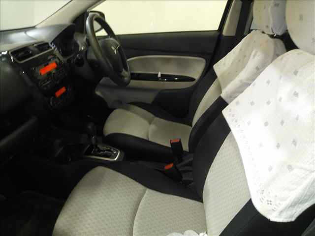 MITSUBISHI MIRAGE