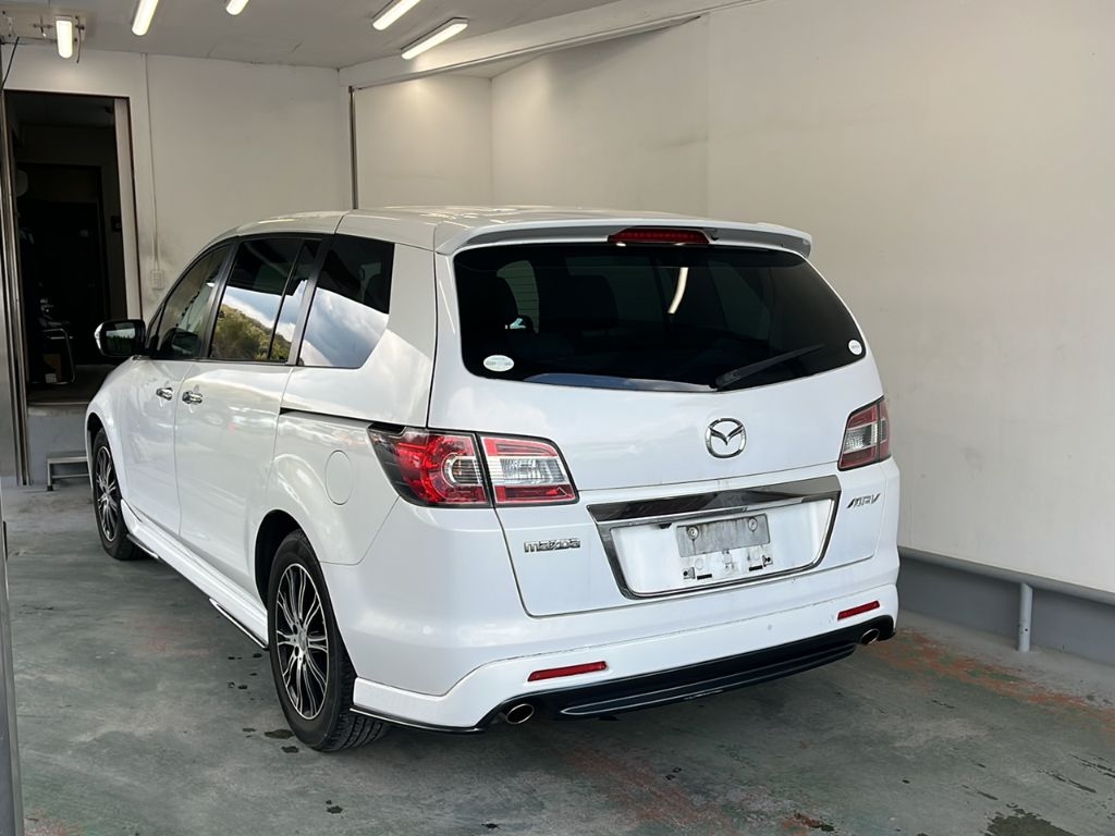 MAZDA MPV