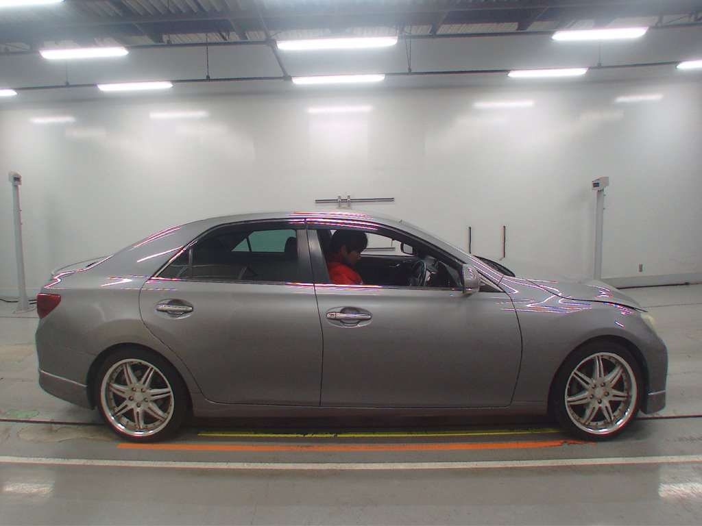 TOYOTA MARK X