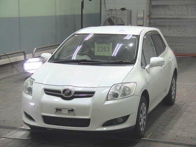 TOYOTA AURIS