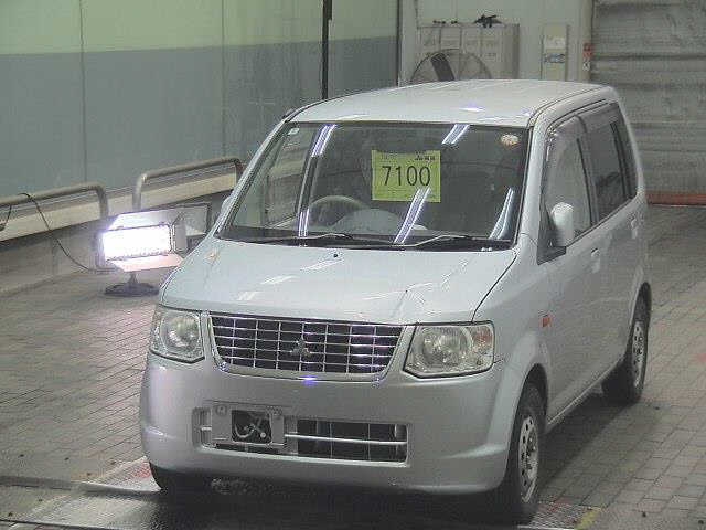 MITSUBISHI EK WAGON