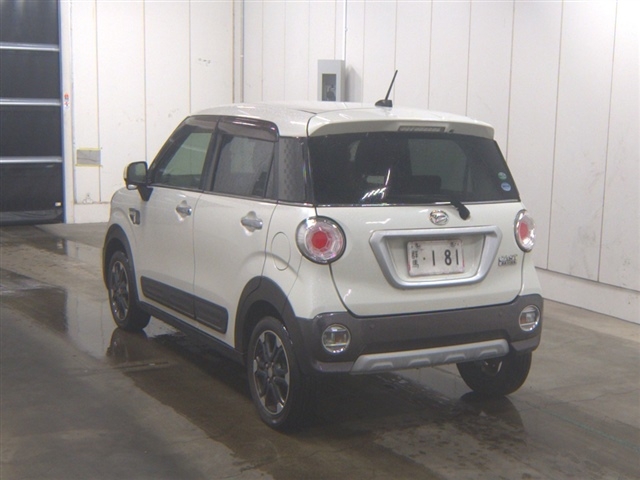 DAIHATSU CAST