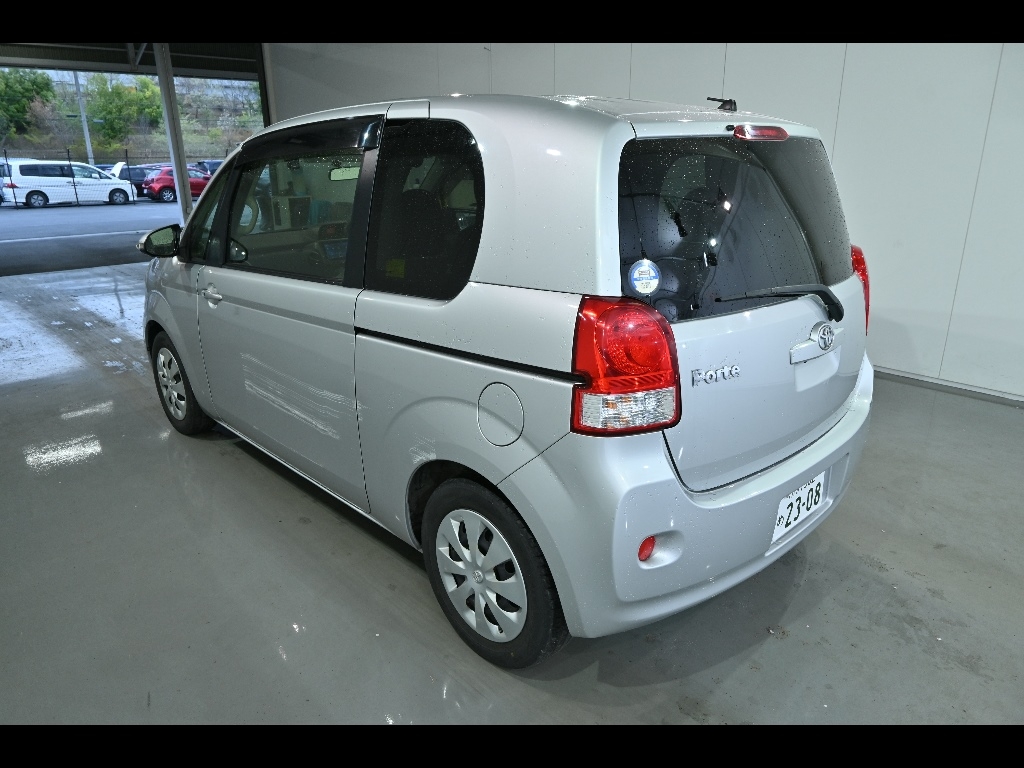 TOYOTA PORTE