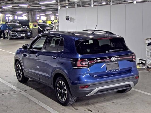 VOLKSWAGEN T-CROSS