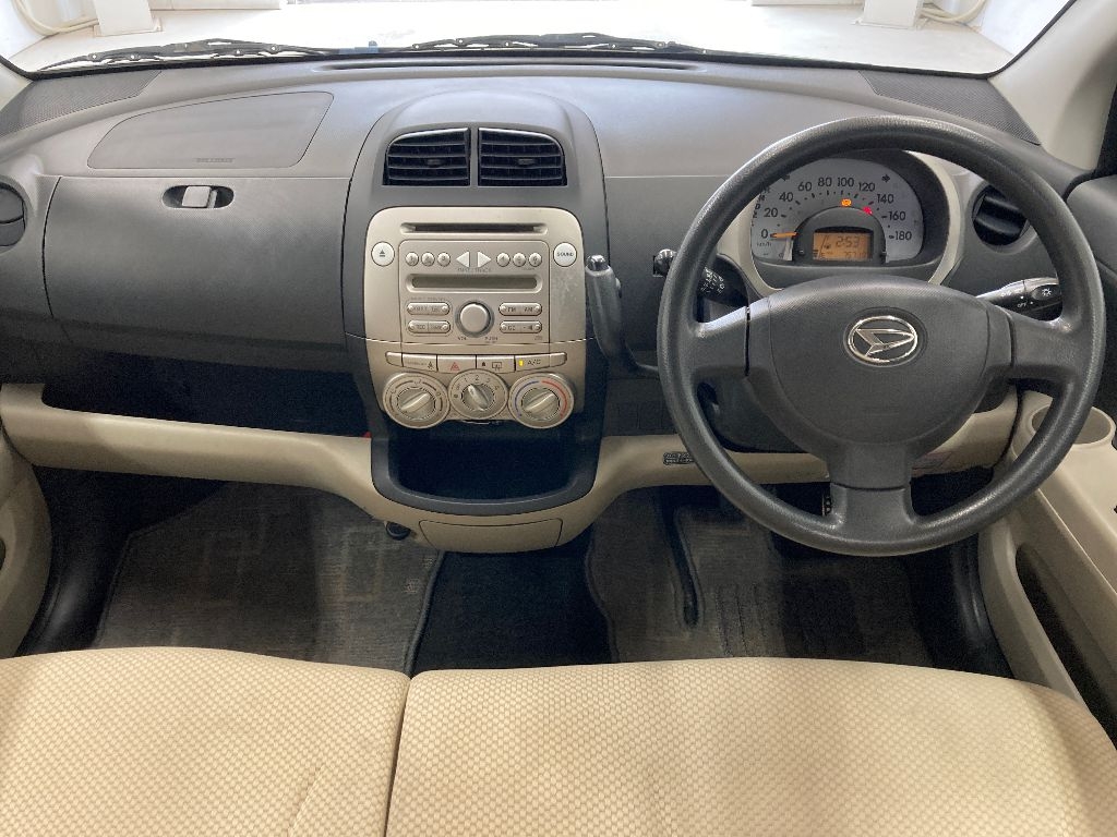 DAIHATSU BOON