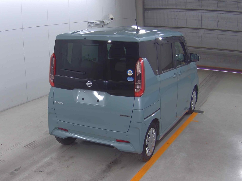 NISSAN ROOX