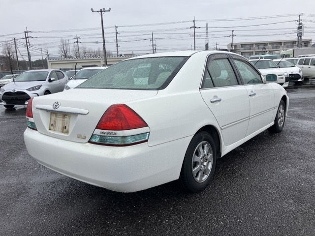 TOYOTA MARK II