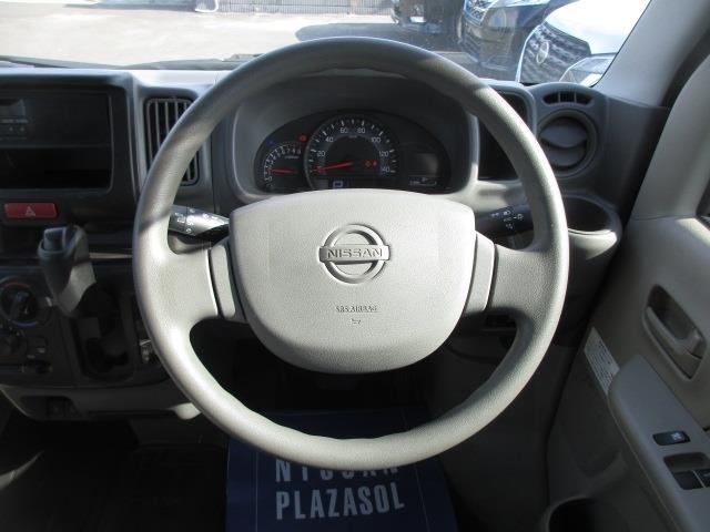 NISSAN NV100 CLIPPER