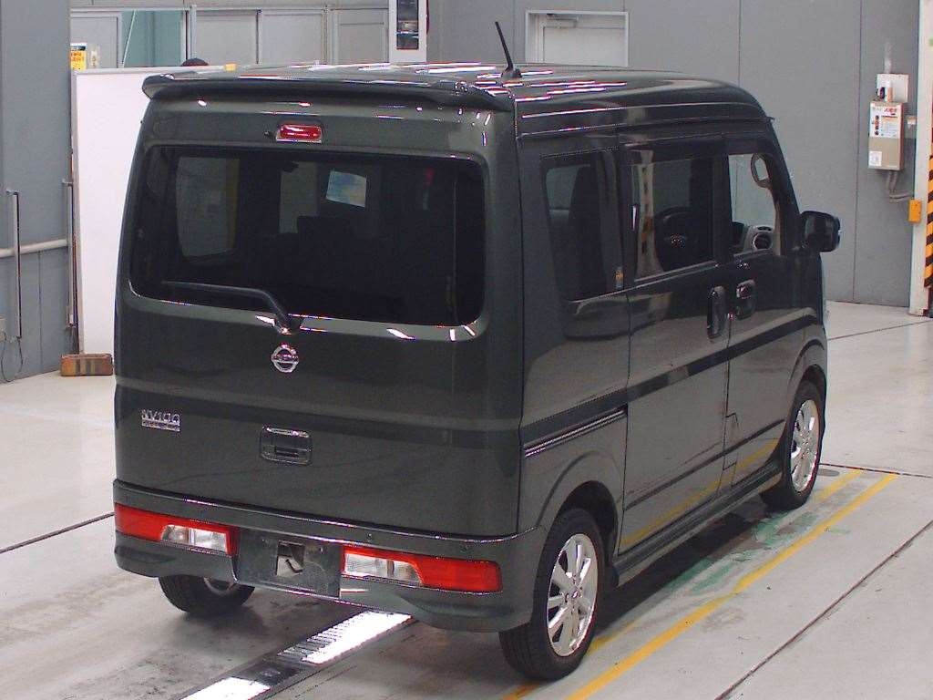 NISSAN NV100 CLIPPER