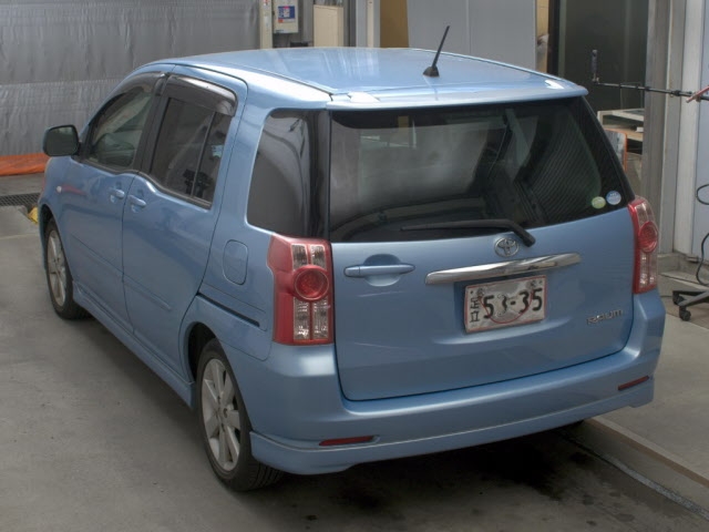 TOYOTA RAUM
