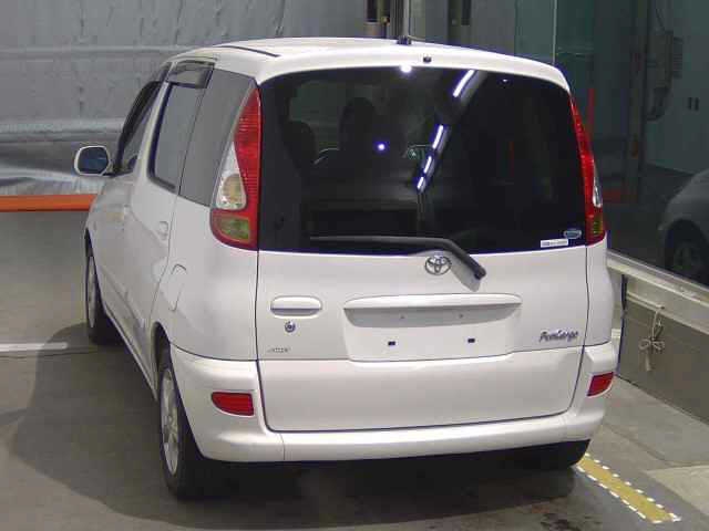 TOYOTA FUNCARGO