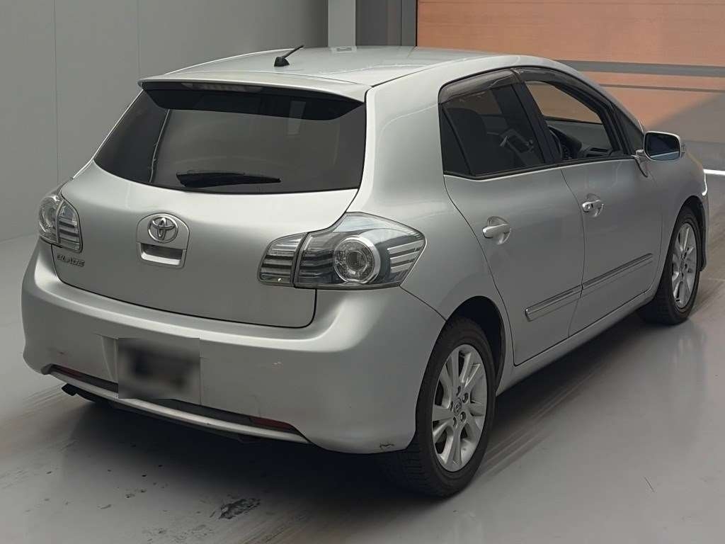 TOYOTA BLADE