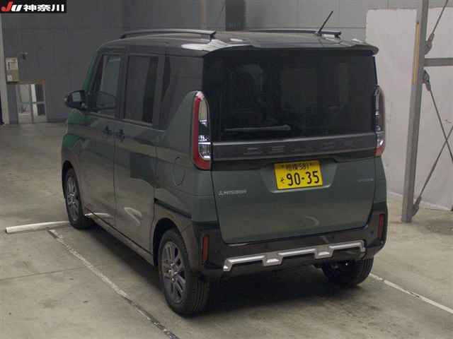 MITSUBISHI DELICA MINI