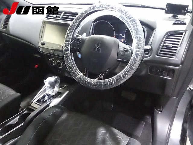 MITSUBISHI RVR