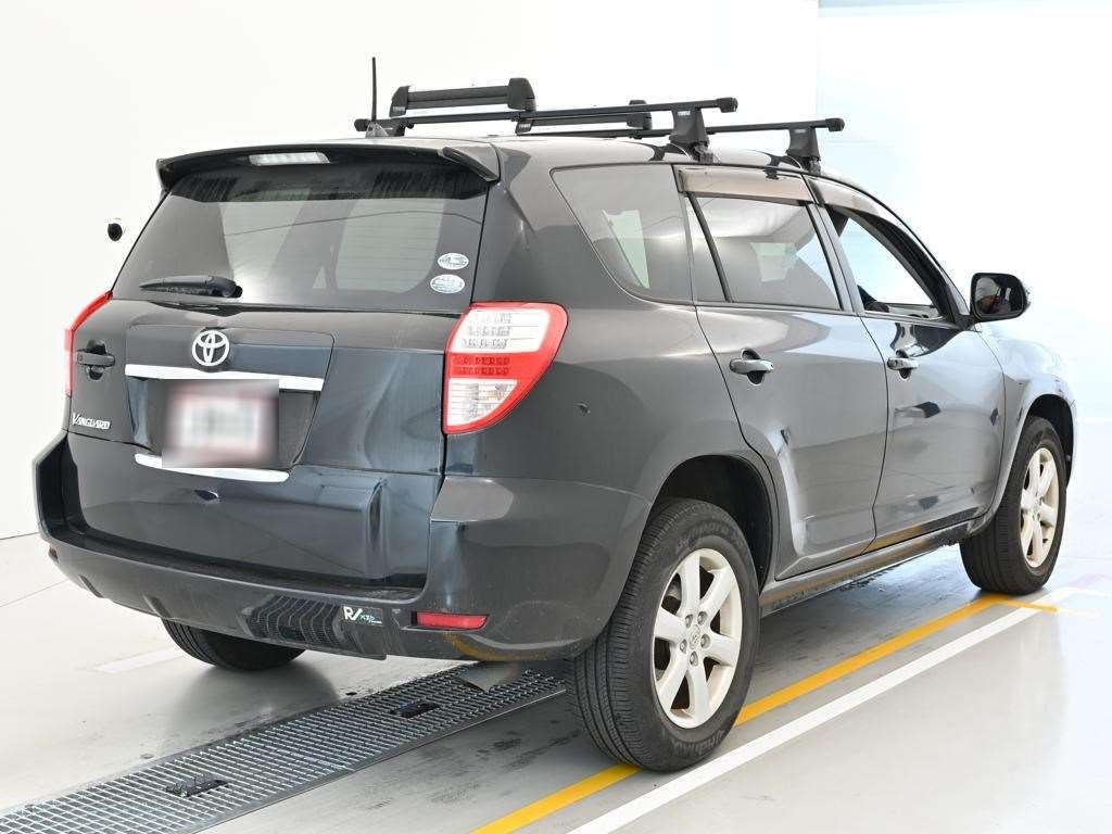 TOYOTA VANGUARD