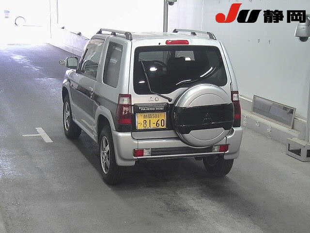 MITSUBISHI PAJERO MINI