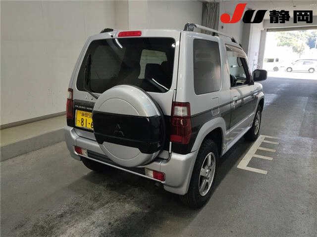 MITSUBISHI PAJERO MINI
