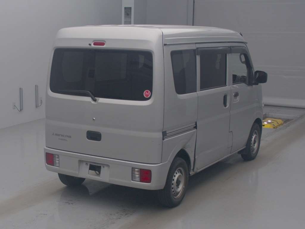 MITSUBISHI MINICAB